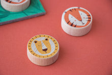 Load image into Gallery viewer, Tic Tac Toe - Lion & Tiger