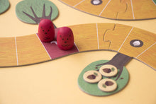 Load image into Gallery viewer, Win Win Winter - Family Game