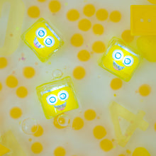 Load image into Gallery viewer, Alex Light-Up Cubes