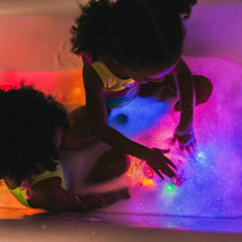Load image into Gallery viewer, Lumi Light-Up Cubes