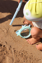 Load image into Gallery viewer, Kids Snorkel Set Small Salty the Shark