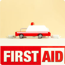 Load image into Gallery viewer, Ambulance