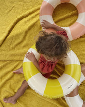 Load image into Gallery viewer, Peach Daisy Swim Ring