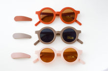 Load image into Gallery viewer, Matte Snap Clips Set – Stone, Shell & Rust
