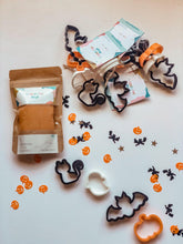 Load image into Gallery viewer, HappyPlay Halloween Cutter Set
