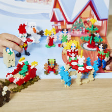 Load image into Gallery viewer, Advent Calendar - Santa &amp; the Joyful Family 600 Pieces
