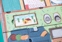 Load image into Gallery viewer, Hide &amp; Seek - Strategy Game
