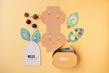 Load image into Gallery viewer, BZZZ... - My First Insertable Puzzle
