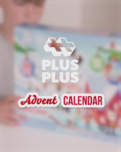 Load and play video in Gallery viewer, Advent Calendar - Santa &amp; the Joyful Family 600 Pieces
